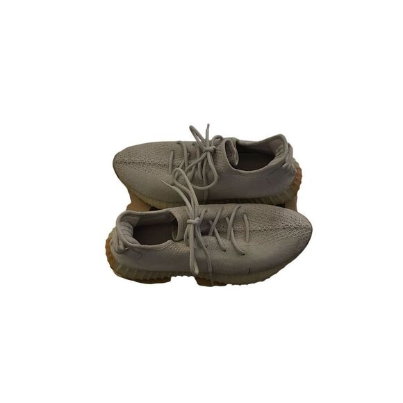 Yeezy Boost 350 V2 main image 10
